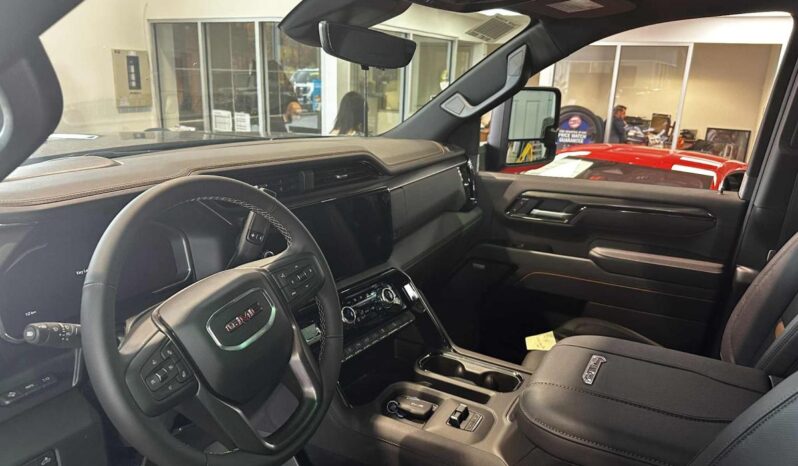 2026 GMC Sierra 2500 Crew Cab Standard full