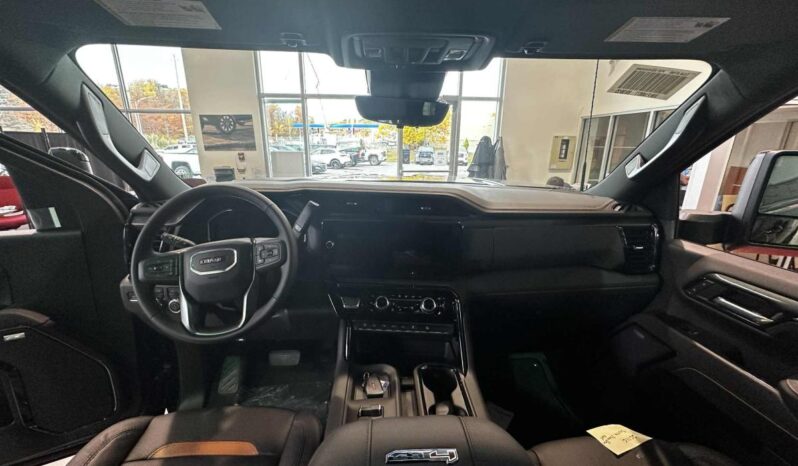 2026 GMC Sierra 2500 Crew Cab Standard full