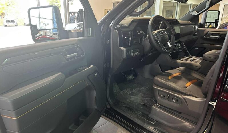 2026 GMC Sierra 2500 Crew Cab Standard full