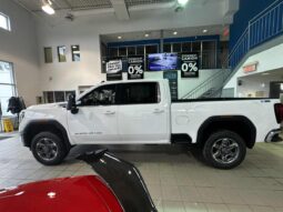 2026 GMC Sierra 2500 Crew Cab Standard full