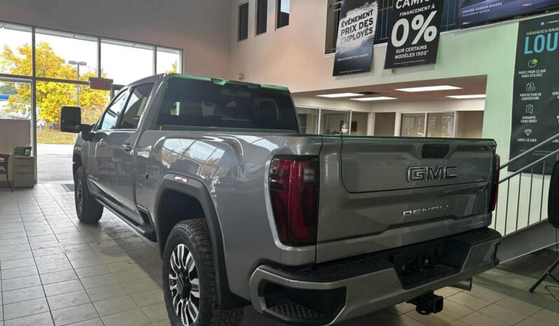 
								2026 GMC Sierra 2500 Crew Cab Standard full									