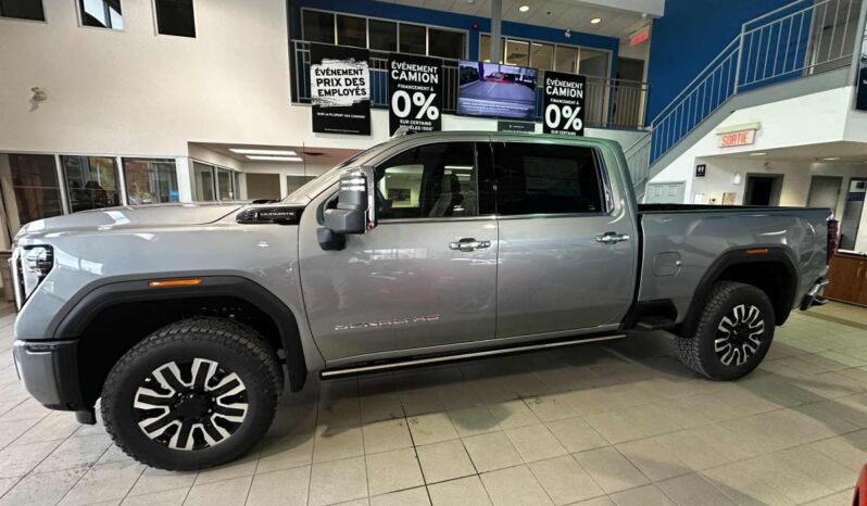 
								2026 GMC Sierra 2500 Crew Cab Standard full									