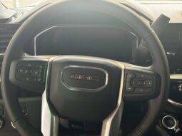 2026 GMC Sierra 1500 Crew Cab Standard full