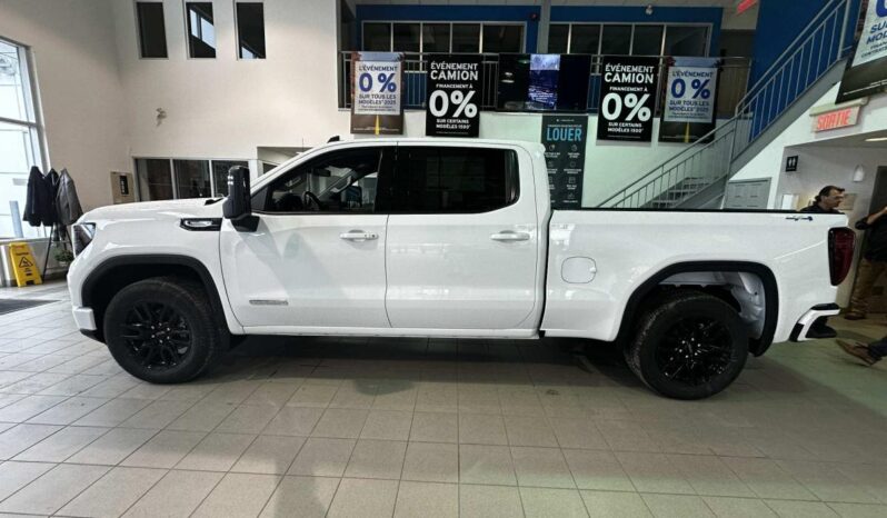 2026 GMC Sierra 1500 Crew Cab Standard full