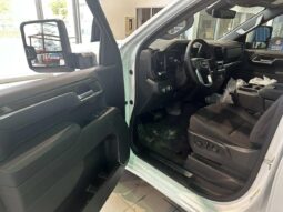 2026 GMC Sierra 1500 Crew Cab Standard full