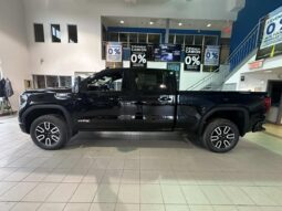 2026 GMC Sierra 1500 Crew Cab Standard full
