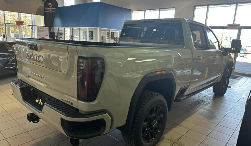 
								2026 GMC Sierra 2500 Crew Cab Standard full									