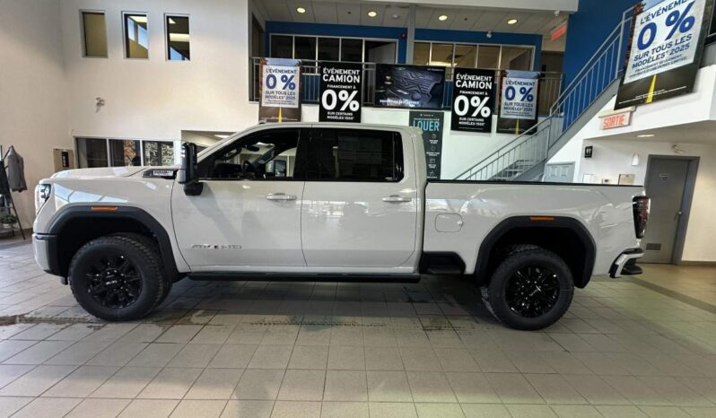 
								2026 GMC Sierra 2500 Crew Cab Standard full									