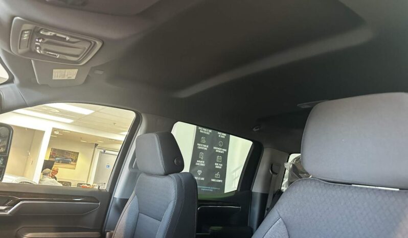 2026 GMC Sierra 1500 Crew Cab Standard full