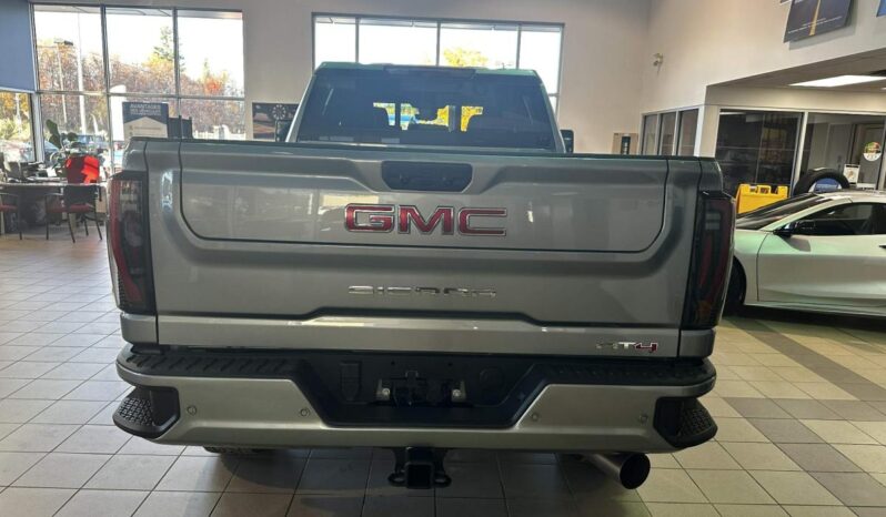 
								2026 GMC Sierra 2500 Crew Cab Standard full									