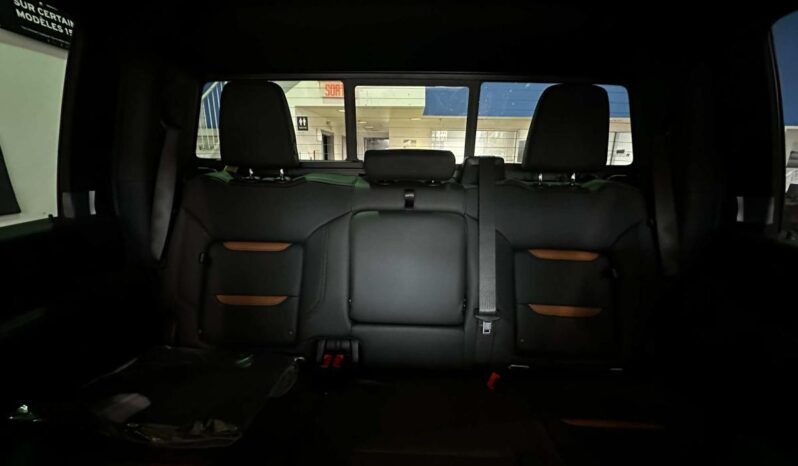 2026 GMC Sierra 2500 Crew Cab Standard full