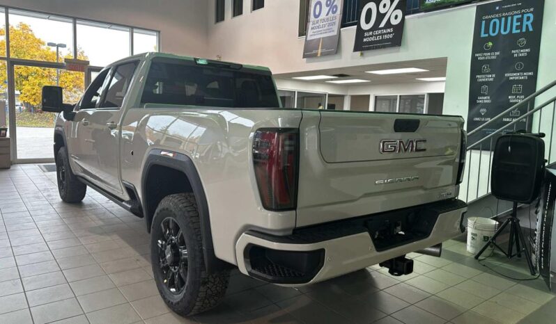 2026 GMC Sierra 2500 Crew Cab Standard full