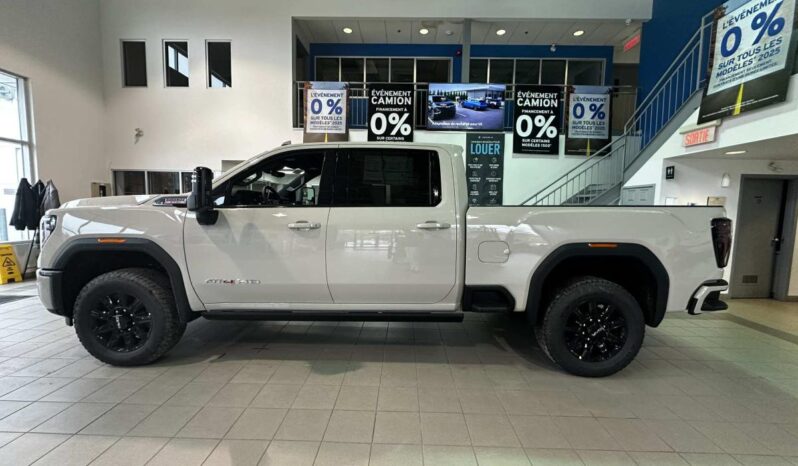 2026 GMC Sierra 2500 Crew Cab Standard full