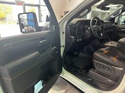 2026 GMC Sierra 2500 Crew Cab Standard full