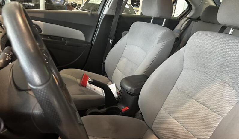 
								2015 Chevrolet Cruze Lt Turbo full									