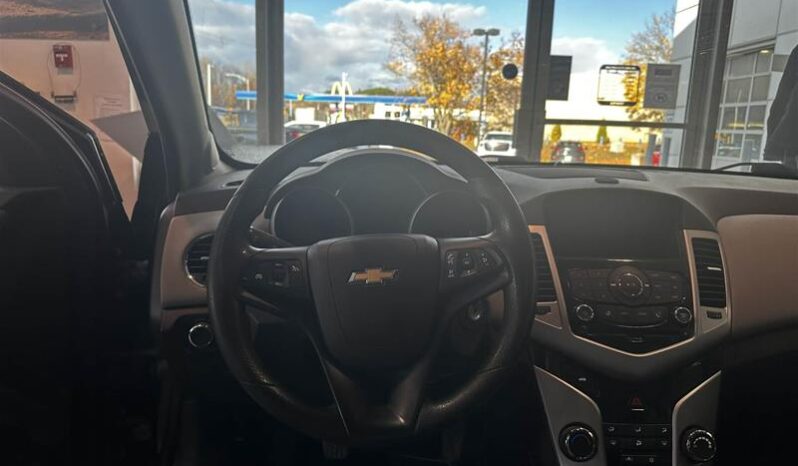 
								2015 Chevrolet Cruze Lt Turbo full									