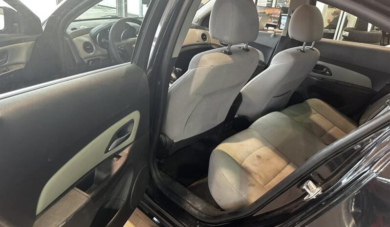 
								2015 Chevrolet Cruze Lt Turbo full									