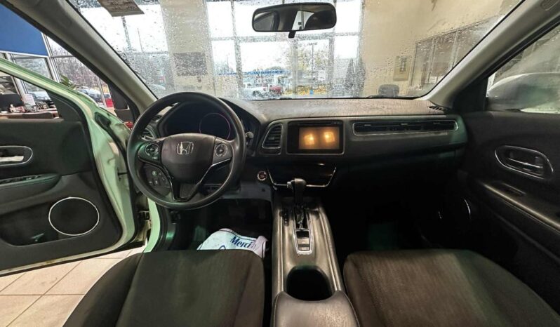 
								2016 Honda HR-V Ex 4wd Cvt full									