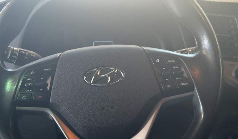 
								2016 Hyundai Tucson FWD 2.0L Premium full									