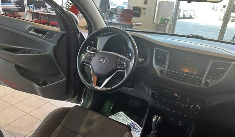 
								2016 Hyundai Tucson FWD 2.0L Premium full									