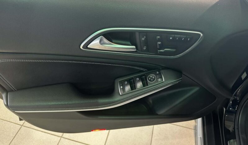 
								2016 Mercedes-Benz GLA250 Awd Suv full									