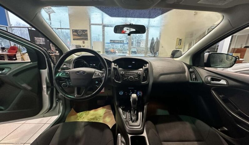 
								2017 Ford Focus Hatch Se full									