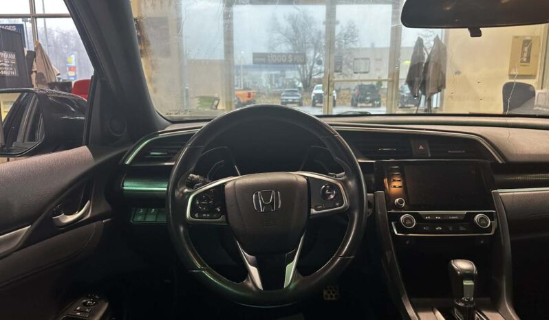 
								2021 Honda Civic Sedan Sport Cvt full									