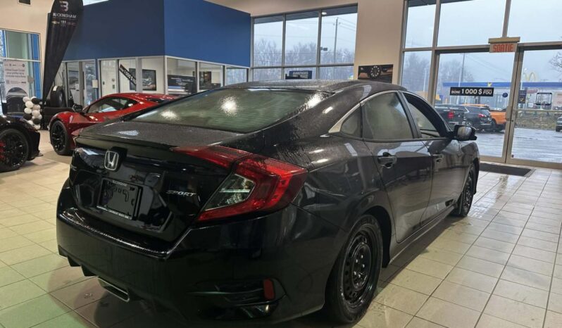 
								2021 Honda Civic Sedan Sport Cvt full									