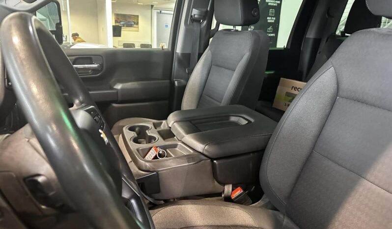 
								2023 Chevrolet Silverado 2500 Crew 4×4 Custom full									