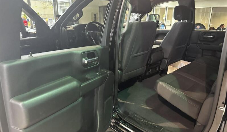 
								2023 Chevrolet Silverado 2500 Crew 4×4 Custom full									