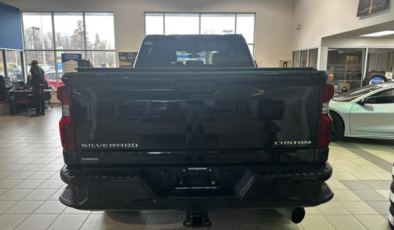 
								2023 Chevrolet Silverado 2500 Crew 4×4 Custom full									