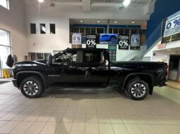 
										2023 Chevrolet Silverado 2500 Crew 4×4 Custom full									