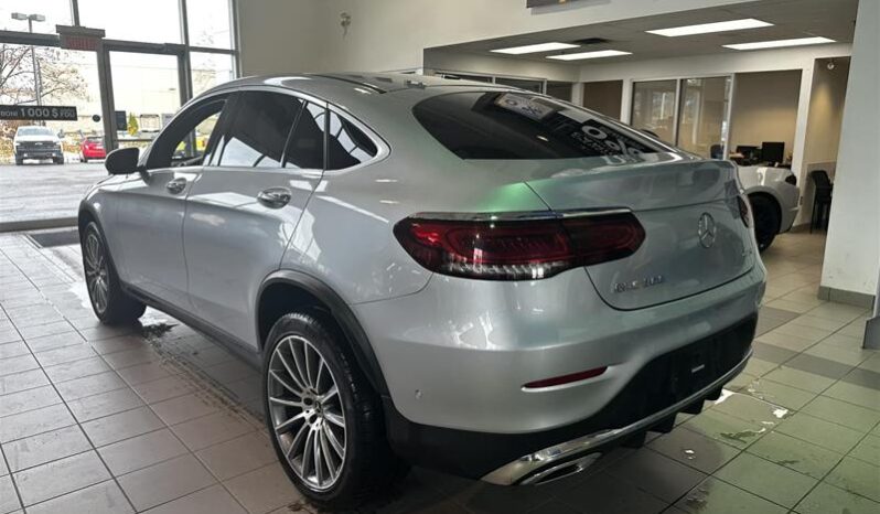 
								2023 Mercedes-Benz GLC300 Awd Coupe full									