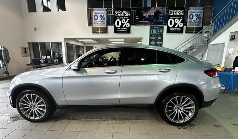 
								2023 Mercedes-Benz GLC300 Awd Coupe full									