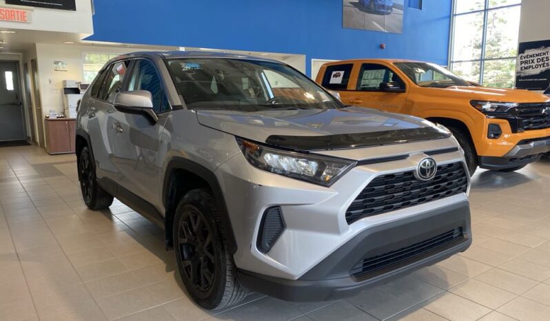 
								2023 Toyota RAV4 Le Awd full									