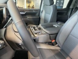 
										2025 Chevrolet Silverado 1500 Crew Cab Standard full									