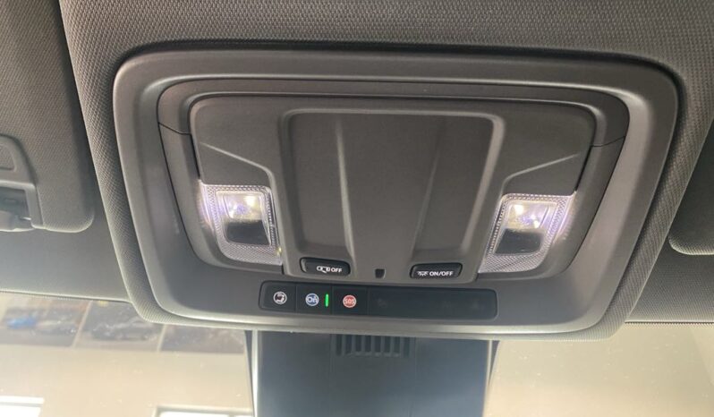 
								2025 Chevrolet Silverado 1500 Crew Cab Standard full									