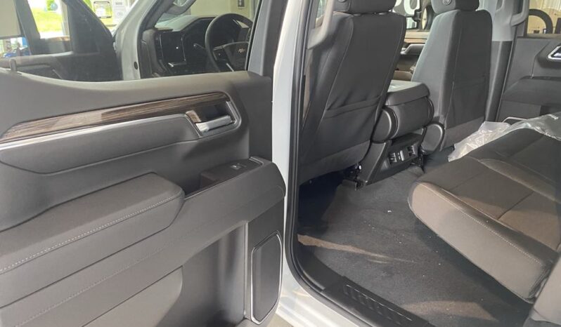 
								2025 Chevrolet Silverado 1500 Crew Cab Standard full									