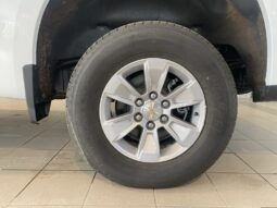 
										2025 Chevrolet Silverado 1500 Crew Cab Standard full									