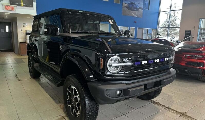 
								2025 Ford Bronco Outer Banks 4 Door full									