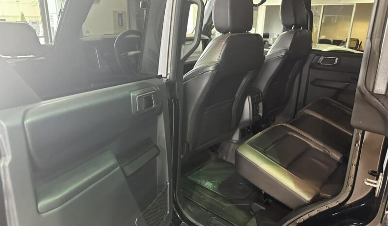 
								2025 Ford Bronco Outer Banks 4 Door full									