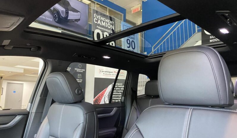 
								2025 GMC Acadia Awd Elevation full									