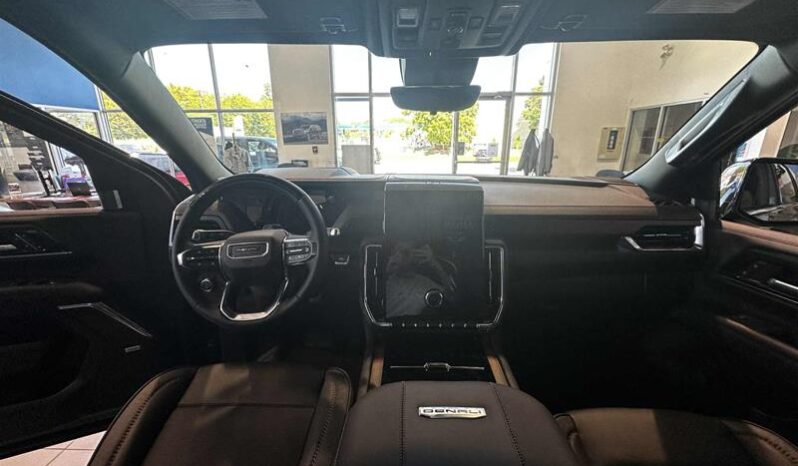 
								2025 GMC Yukon 4wd 4dr Denali full									