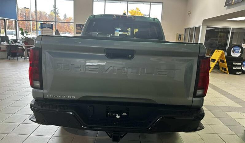 
								2026 Chevrolet Colorado Crew Cab Short Box 4-Wheel Drive Z71 full									