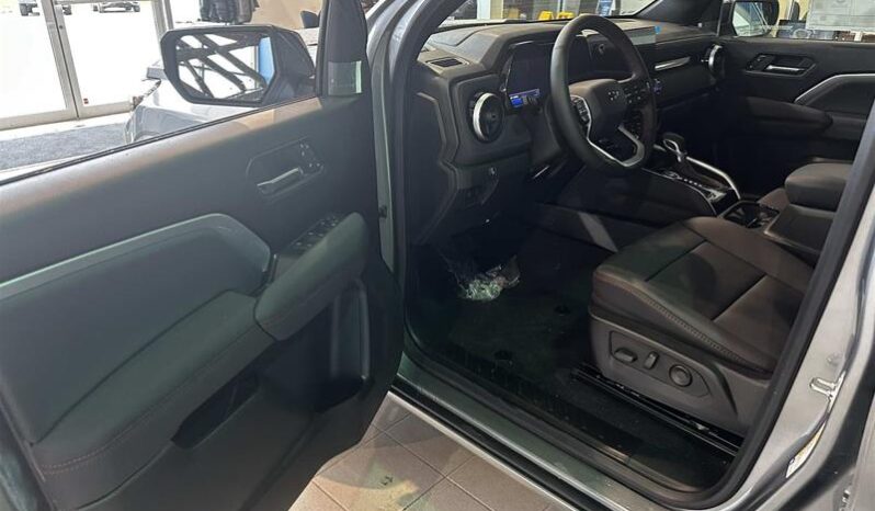 
								2026 Chevrolet Colorado Crew Cab Short Box 4-Wheel Drive Z71 full									