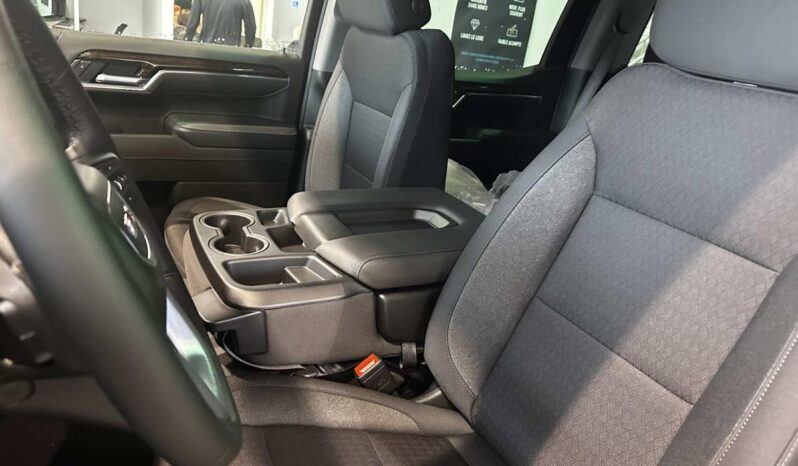 
								2026 GMC Sierra 1500 Crew Cab Standard full									