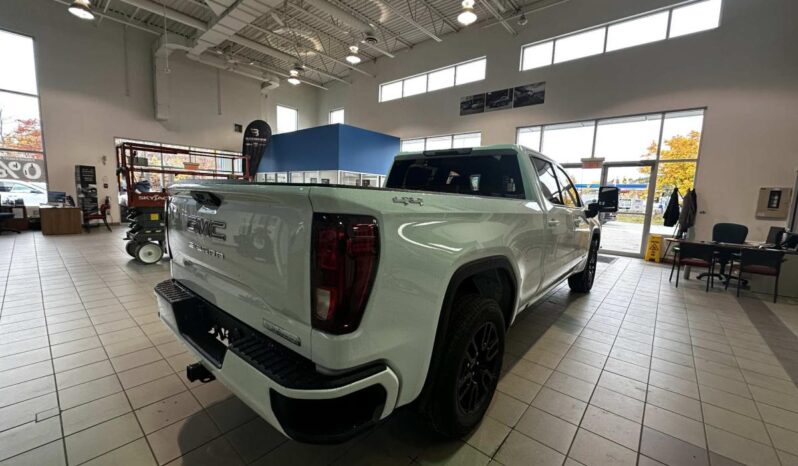 
								2026 GMC Sierra 1500 Crew Cab Standard full									