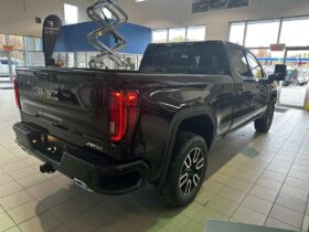 2026 GMC Sierra 1500 Crew Cab Standard