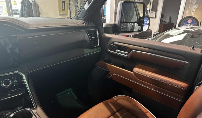 
								2026 GMC Sierra 3500 4wd Crew Cab Long full									