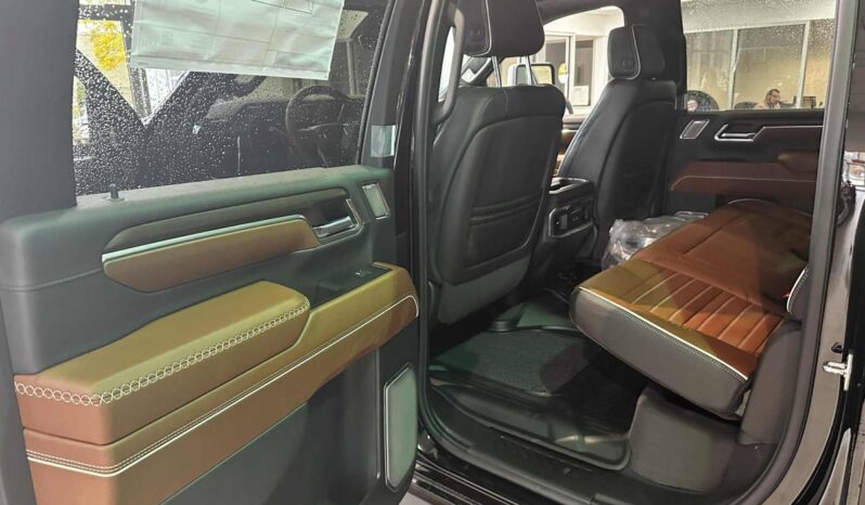 
								2026 GMC Sierra 3500 4wd Crew Cab Long full									